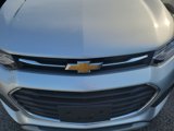Used 2022 Chevrolet Trax LT w/ LT Convenience Package image 4