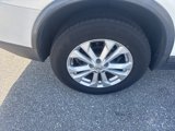 Used 2015 Nissan Rogue SV w/ SV Premium Package image 3