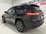 Used 2022 Jeep Grand Cherokee Trailhawk w/ Luxury Tech Group III image 2