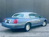 Used 1999 Lincoln Town Car Executive image 6