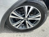 Used 2018 Nissan Rogue SL image 2