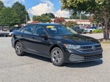 Used 2024 Volkswagen Jetta SE image 2