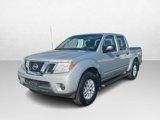Used 2017 Nissan Frontier SV image 2