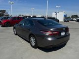 Used 2020 Toyota Camry LE image 3