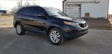 Used 2011 Kia Sorento LX image 2