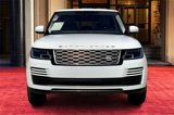 Used 2018 Land Rover Range Rover HSE image 3