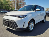 Used 2023 Kia Soul LX w/ LX Technology Package image 3