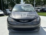Used 2017 Chrysler Pacifica Touring w/ Tire & Wheel Group image 3