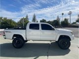 Used 2014 Toyota Tacoma w/ TRD Off-Road Package image 6