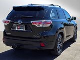 Used 2016 Toyota Highlander XLE image 3