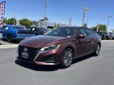 Used 2023 Nissan Altima 2.5 SV image 2
