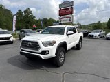 Used 2016 Toyota Tacoma SR5 image 2