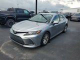 Used 2022 Toyota Camry LE image 4