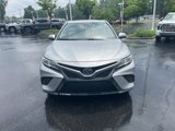 Used 2019 Toyota Camry SE image 2