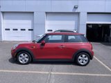 Used 2018 MINI Cooper 2-Door Hardtop image 3