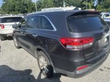 Used 2017 Kia Sorento LX w/ LX Convenience Package image 4