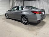 Used 2023 Nissan Altima 2.5 SV image 5