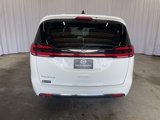 Used 2024 Chrysler Pacifica Touring-L image 6