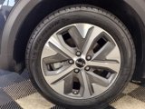 Used 2022 Kia Niro EX image 5