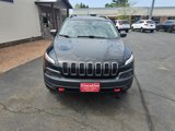 Used 2017 Jeep Cherokee Trailhawk image 3