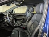 Certified 2024 Porsche Macan image 4