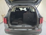 Used 2022 Kia Sorento LX image 4