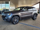 Used 2017 Jeep Grand Cherokee Limited w/ Luxury Group II image 4