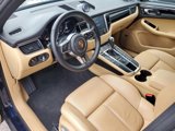 Certified 2018 Porsche Macan image 4