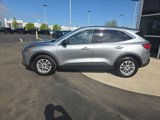 Used 2022 Ford Escape SE image 3