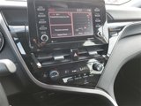 Used 2022 Toyota Camry SE image 5