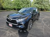Used 2023 Toyota Highlander L image 2