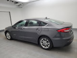 Used 2019 Ford Fusion SE image 3