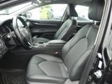 Used 2022 Toyota Camry SE image 3