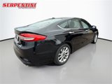 Used 2017 Ford Fusion SE image 6