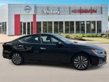 Used 2023 Nissan Altima 2.5 SV image 2