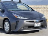 Used 2022 Toyota Prius LE image 3