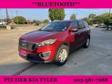 Used 2017 Kia Sorento LX w/ LX Convenience Package image 3