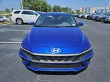Used 2024 Hyundai Elantra SEL image 2
