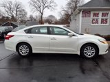 Used 2016 Nissan Altima 2.5 S w/ Power Driver Seat Package image 4