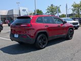 Used 2016 Jeep Cherokee Sport image 4