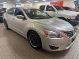 Used 2014 Nissan Altima 2.5 SV image 2