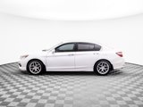 Used 2016 Honda Accord Touring image 2