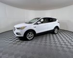 Used 2017 Ford Escape SE image 2