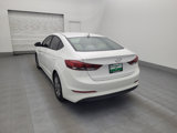 Used 2017 Hyundai Elantra SE image 5