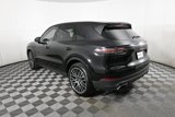 Certified 2021 Porsche Cayenne image 3