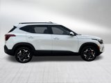 Used 2024 Kia Seltos EX image 3