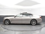 Certified 2022 BMW 740i w/ Premium Package image 4