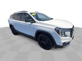 Certified 2022 GMC Terrain SLT w/ Elevation Edition image 2