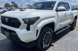Used 2024 Toyota Tacoma TRD Sport image 4