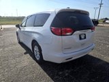 Used 2022 Chrysler Voyager LX image 5